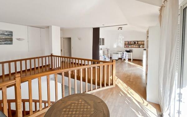 Maison à vendre    5 pièces •  Fleurance