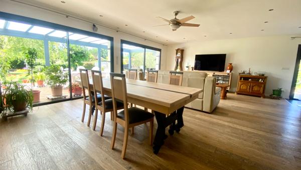 Maison Mios 4 chambres récente - grand garage - beau terrain