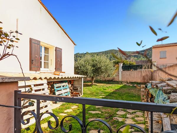 A vendre Maison 5 pièces 130 m2 avec piscine + stationnement à vendre à Oraison