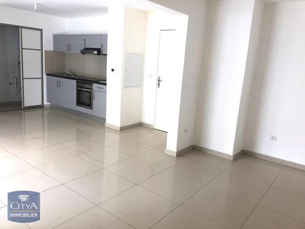Appartement à louer 3 pièces 69m²
