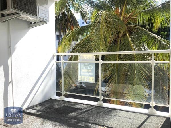 Appartement à louer 3 pièces 69m²