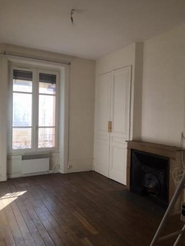 Lyon 6 .~Quartier Bellcombe , en pleine expansion !~Emplacement de choix pour cet ensemble immobilier ...