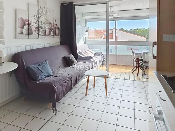 STUDIO 26M2 DANS RESIDENCE AVEC PISCINE A DEUX PAS DES PLAGES