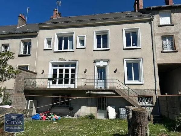 Maison à louer 5 pièces 160.74m² Saumur (49400)