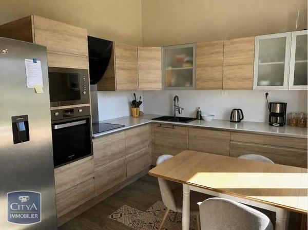 Maison à louer 5 pièces 160.74m² Saumur (49400)