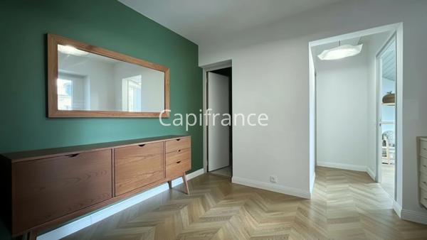 T3 DUPLEX EN DERNIER ÉTAGE – CLIMATISÉ – VUE MONTAGNES – ANNECY (74)