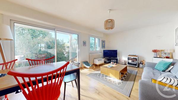 Appartement F3 à vendre  3 pièces - 61,14 m 2   NANTES  - 44