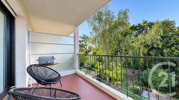 Appartement F3 à vendre  3 pièces - 61,14 m 2   NANTES  - 44
