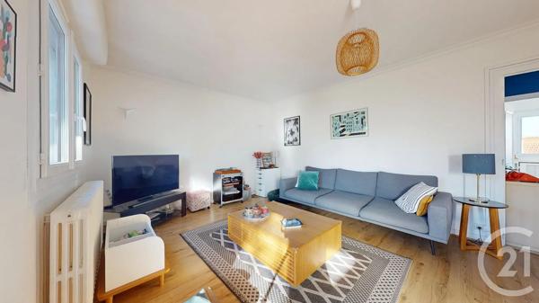 Appartement F3 à vendre  3 pièces - 61,14 m 2   NANTES  - 44