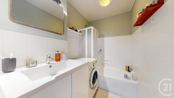 Appartement F3 à vendre  3 pièces - 61,14 m 2   NANTES  - 44