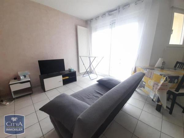 Appartement à louer 1 pièce 30.1m² Rodez (12000)