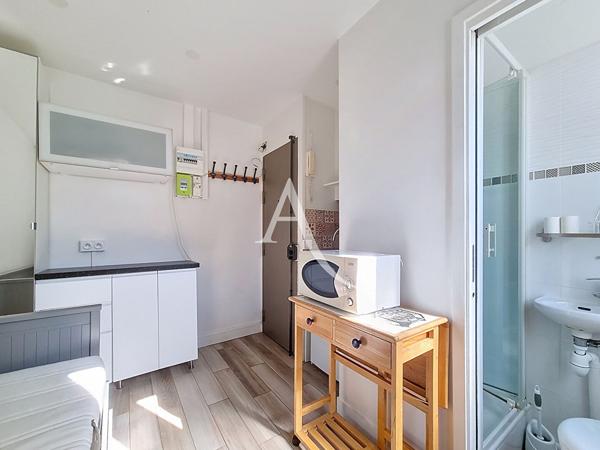 Charmante studette, près de la Place de la Nation