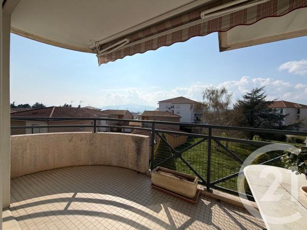 Appartement T3 à vendre  5 pièces - 84,60 m2 DAVEZIEUX - 07