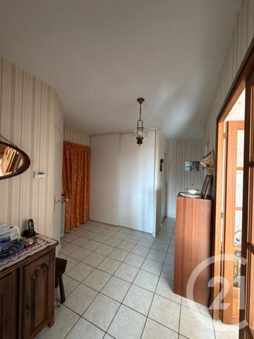 Appartement T3 à vendre  5 pièces - 84,60 m2 DAVEZIEUX - 07