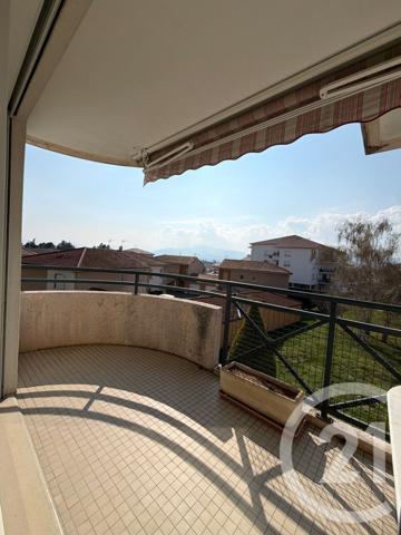 Appartement T3 à vendre  5 pièces - 84,60 m2 DAVEZIEUX - 07