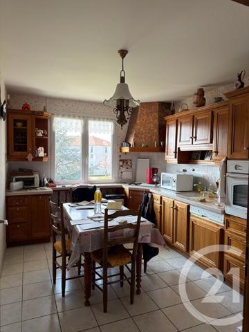 Appartement T3 à vendre  5 pièces - 84,60 m2 DAVEZIEUX - 07