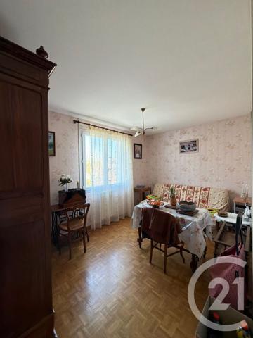 Appartement T3 à vendre  5 pièces - 84,60 m2 DAVEZIEUX - 07