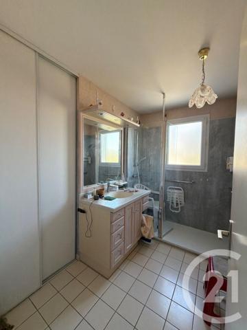 Appartement T3 à vendre  5 pièces - 84,60 m2 DAVEZIEUX - 07