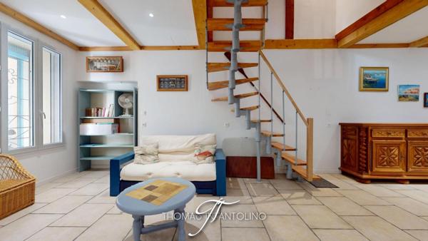 EN EXCLUSIVITE - 4 CHAMBRES - 2 SALLES D'EAU - 2 WC - COUR INTERIEURE  - RENOVATION COMPLÈTE