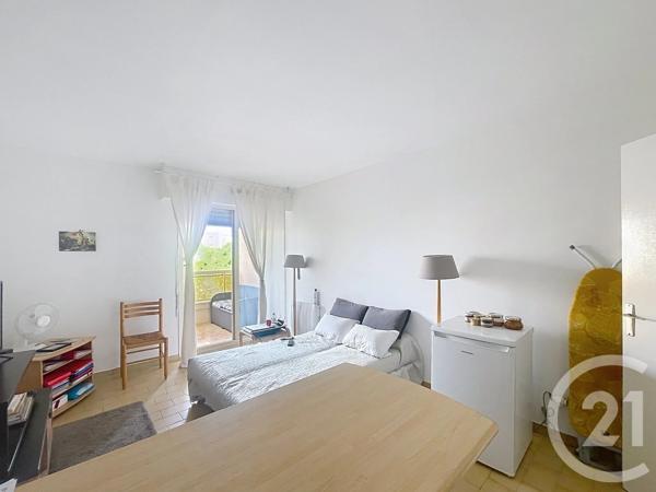 Appartement Studio à vendre  1 pièce - 22 m 2   VALLAURIS  - 06