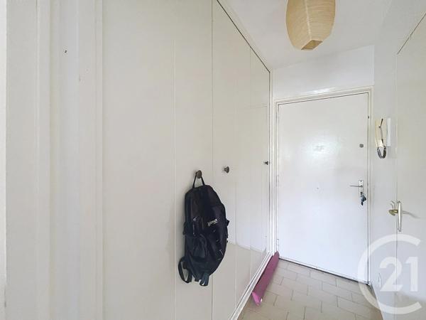 Appartement Studio à vendre  1 pièce - 22 m 2   VALLAURIS  - 06