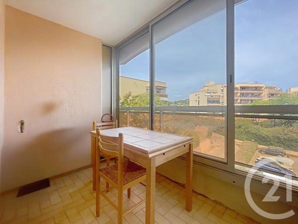 Appartement Studio à vendre  1 pièce - 22 m 2   VALLAURIS  - 06