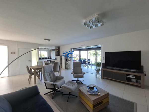 EXCLUSIVITE LA JARRIE MAISON PLAIN-PIED 3 CHAMBRES GARAGE JARDIN PARKING La jarrie