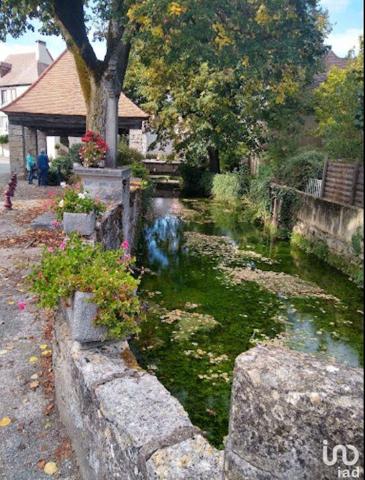 Hôtel-restaurant à vendre 1 200 m² Creysse