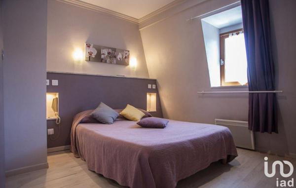 Hôtel-restaurant à vendre 1 200 m² Creysse