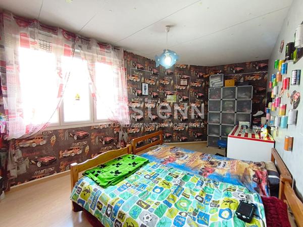 A vendre - Maison 111 m² + 60 m² à aménager - DPE C - Montilliers - D5986