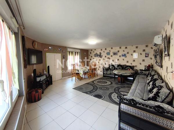 A vendre - Maison 111 m² + 60 m² à aménager - DPE C - Montilliers - D5986