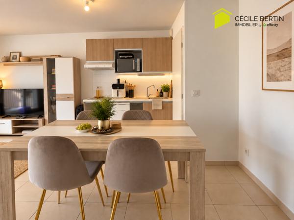 Appartement
         2 pièces
        - 44 m² Exclusivité 145 000 € *