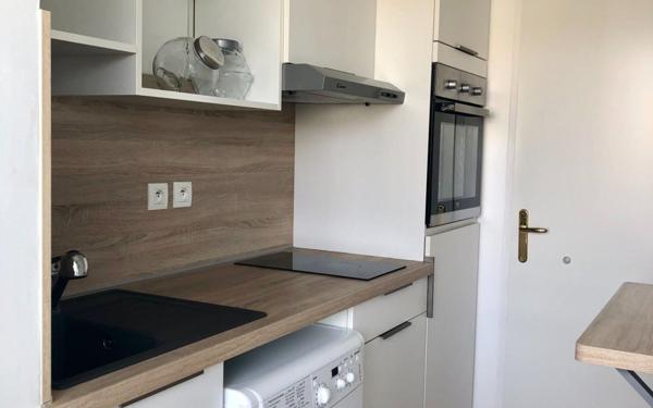 Appartement à louer    2 pièces • 43 m2 Ville-la-Grand