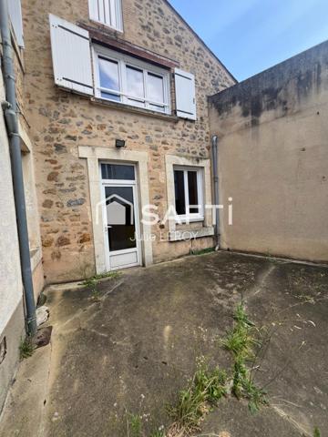 Maison de bourg située à BRULON - 152 m²