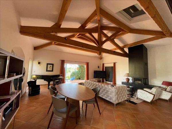 Maison à vendre |  Saint-Gély-du-Fesc |  9 pièces | 300 m²