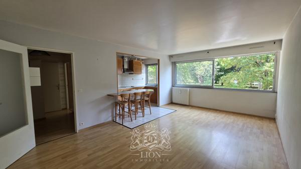 Appartement T2 vue verdoyante avec garage + Parking