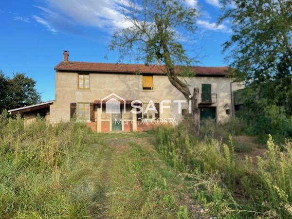 FERME A RENOVER. 5000 M2 TERRAIN. GROS POTENTIEL