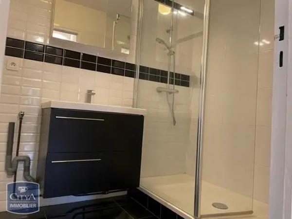Appartement à louer 2 pièces 49.06m² Lille (59000)