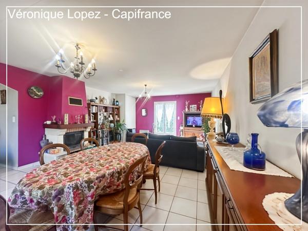 FOULAYRONNES, maison de plain-pied de 96 m² avec jardin, terrasse, double garage, VENDUE LOUEE.