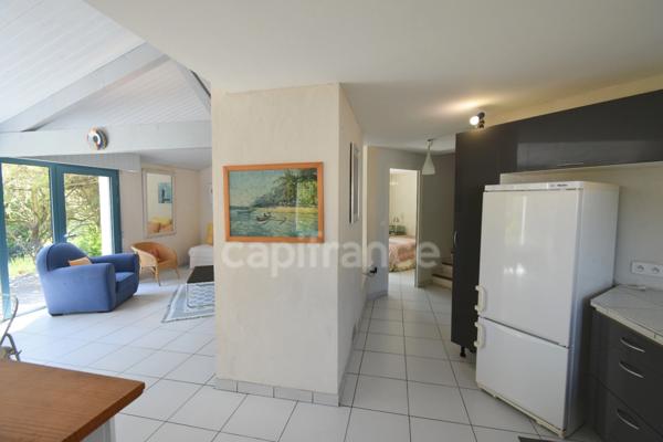 NOTRE DAME DE MONTS (85) entre SAINT JEAN DE MONTS et NOIRMOUTIER maison d'architecte 118 m² 4 chambres , 1 bureau , 2 WC , 2 salle d'eau garage terrain de 1 000 m² puits