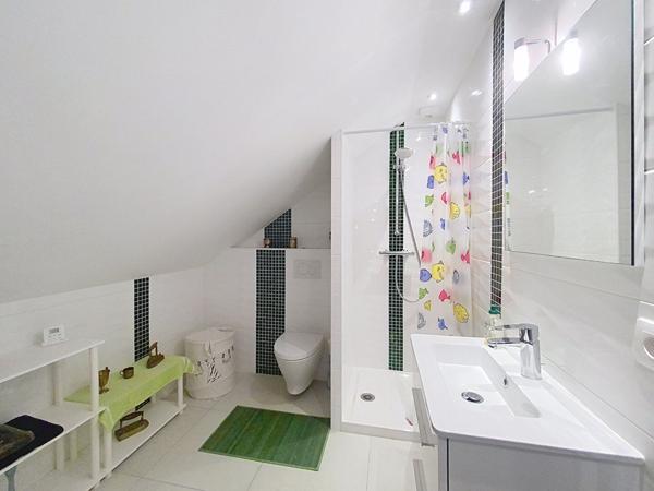 Ensemble immobilier de charme à Saint Ouen Les Vignes 200 m² hab sur 4620 m² de terrain