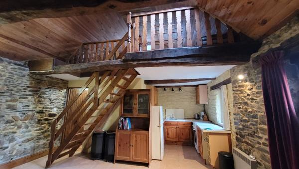 Charmant Petit Manoir Breton (1784) & Gîte – 150 m² sur un Écrin de Verdure de 1720 m²