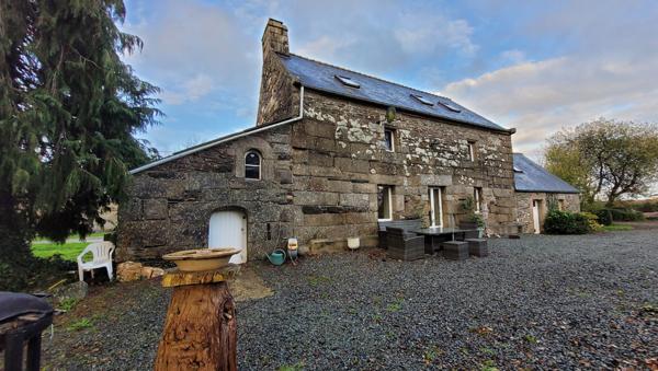 Charmant Petit Manoir Breton (1784) & Gîte – 150 m² sur un Écrin de Verdure de 1720 m²