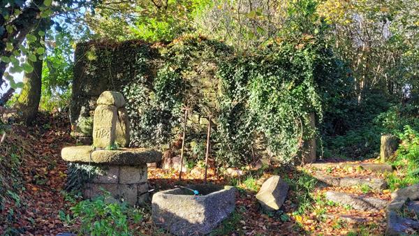 Charmant Petit Manoir Breton (1784) & Gîte – 150 m² sur un Écrin de Verdure de 1720 m²