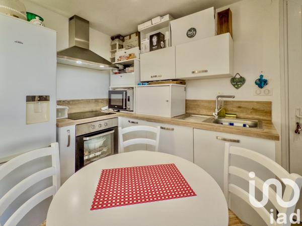 Appartement 2 pièces de 32 m² à Montauroux (83440)