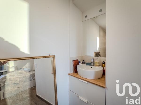 Appartement 2 pièces de 32 m² à Montauroux (83440)