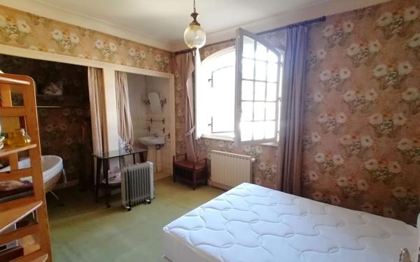 Maison à vendre    7 pièces • 180 m2 Saint-Georges-de-Didonne