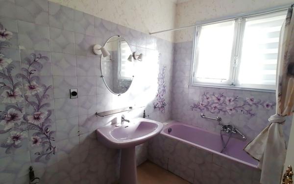 Maison à vendre    7 pièces • 180 m2 Saint-Georges-de-Didonne