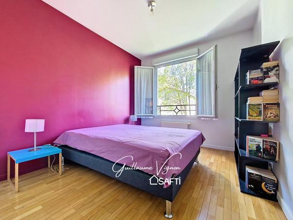 T4 dans résidence de standing avec piscine