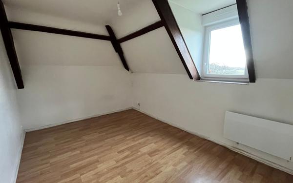 Maison à louer    6 pièces •  Denguin